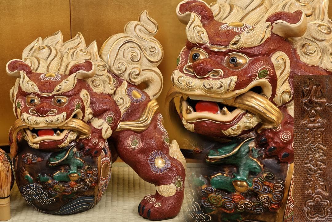 九谷焼　八幡釜　須栄義　獅子　龍玉　置物　床飾　縁起物　高さ35㎝　BK045