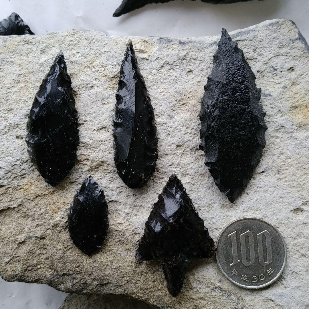 縄文時代石器　模写　　黒曜石　サヌカイト　　　210　パワーストーン