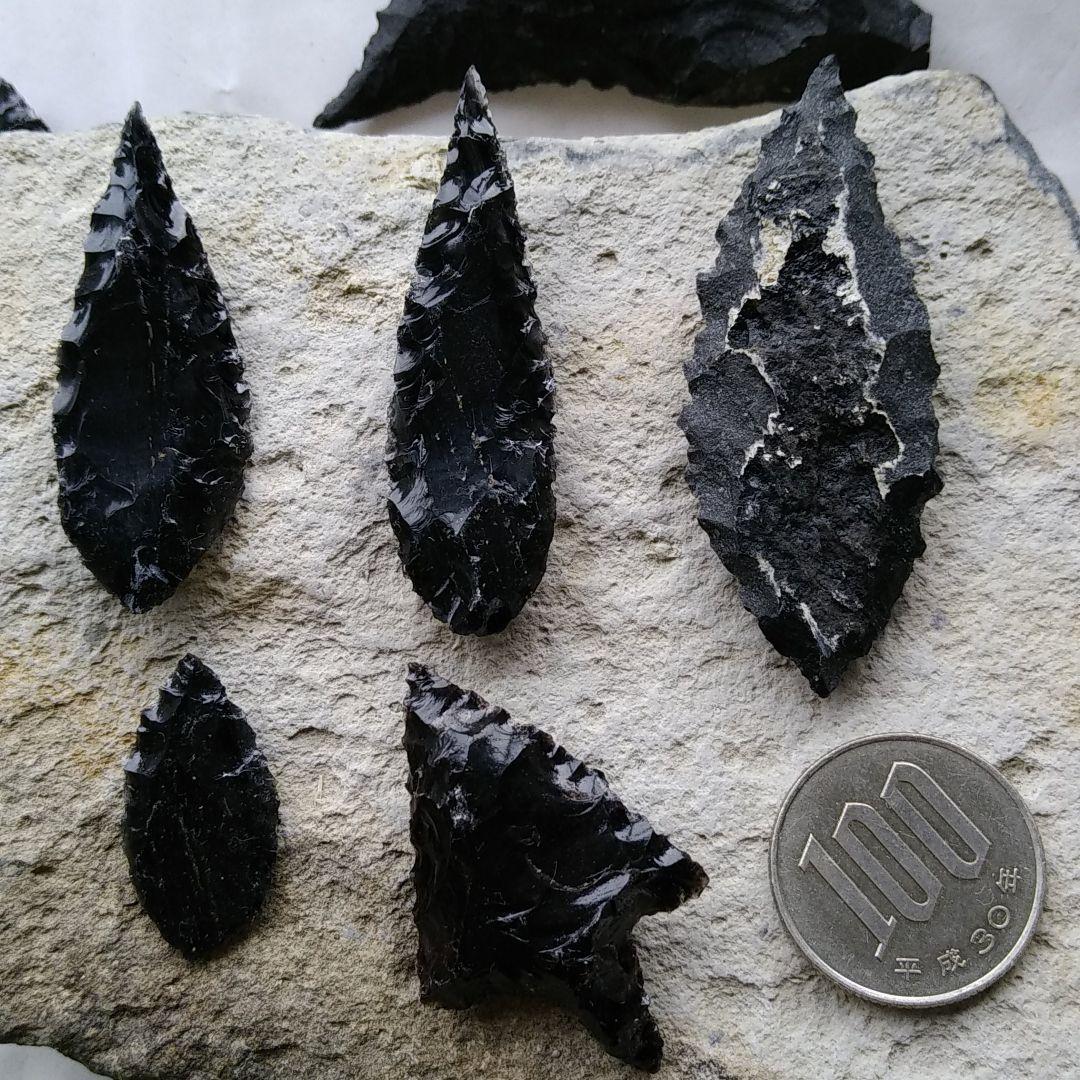 縄文時代石器　模写　　黒曜石　サヌカイト　　　210　パワーストーン