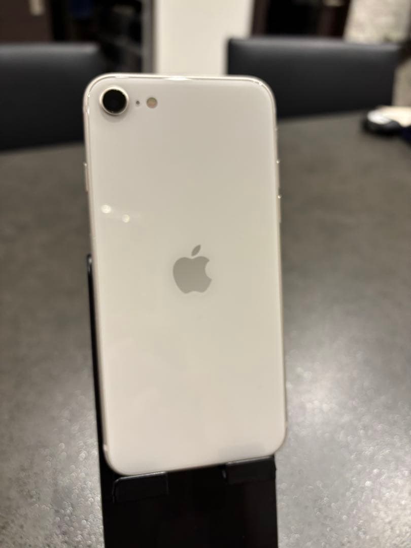 iPhone SE 第3世代 新品バッテリー　新品パネル　極美品