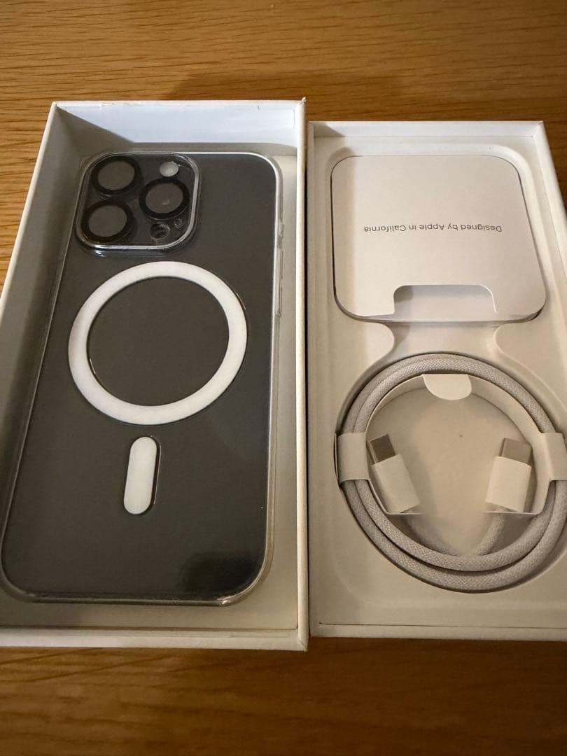 iPhone 15 pro 256GB ブラックチタニウム SIMフリー