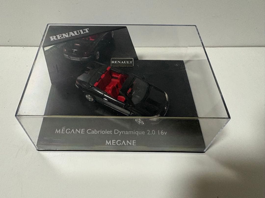 【希少・ルノー純正】1/43 メガーヌ カブリオレ ダイナミクス 2.0 16v