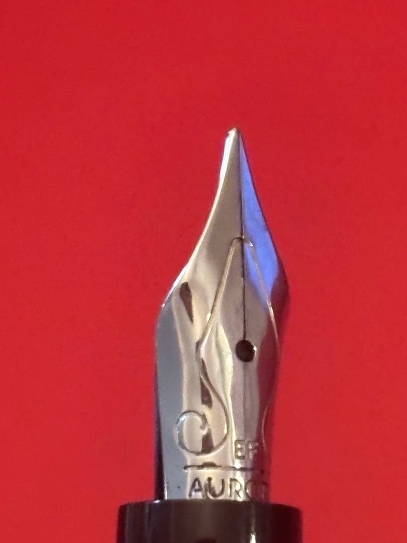 美品 アウロラ イプシロン サテン グリーン 万年筆 ペン先EF