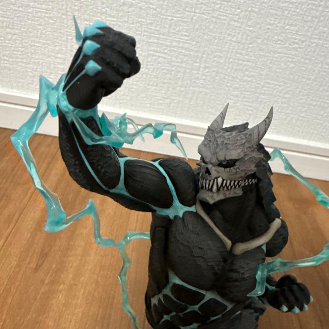 怪獣8号　コトブキヤ　フィギュア