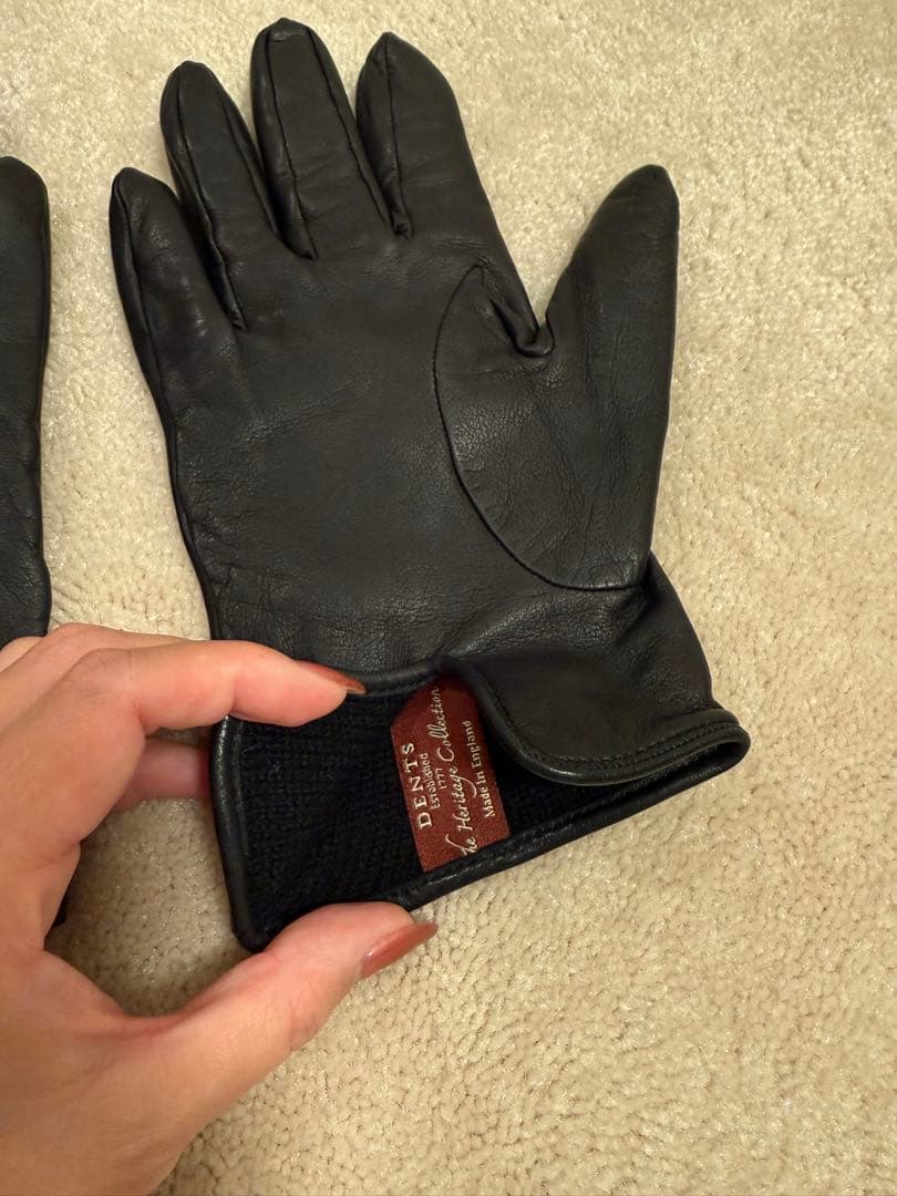 DENTS デンツ　羊革手袋 黒