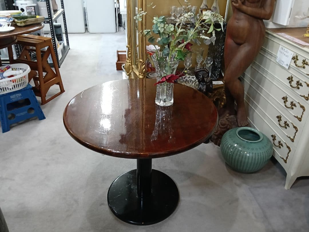 y　円形木製テーブル 光沢仕上げ 74cm　※テーブルのみ