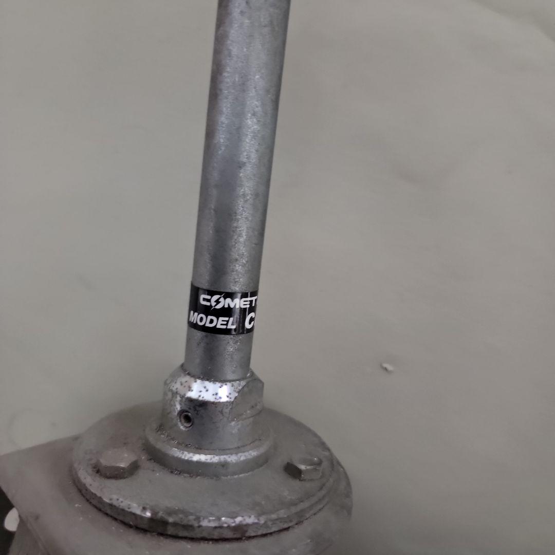 アマチュア無線　モービル用　機台とアンテナ台