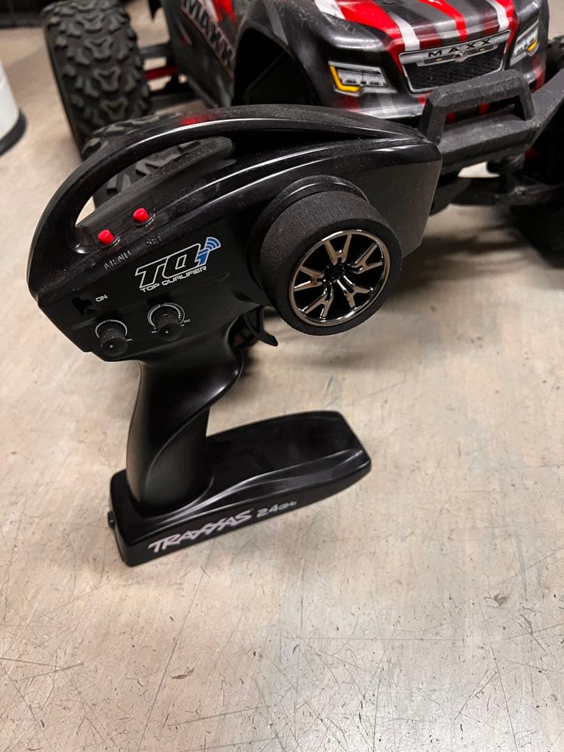 トラクサス　MAXX TRAXXS