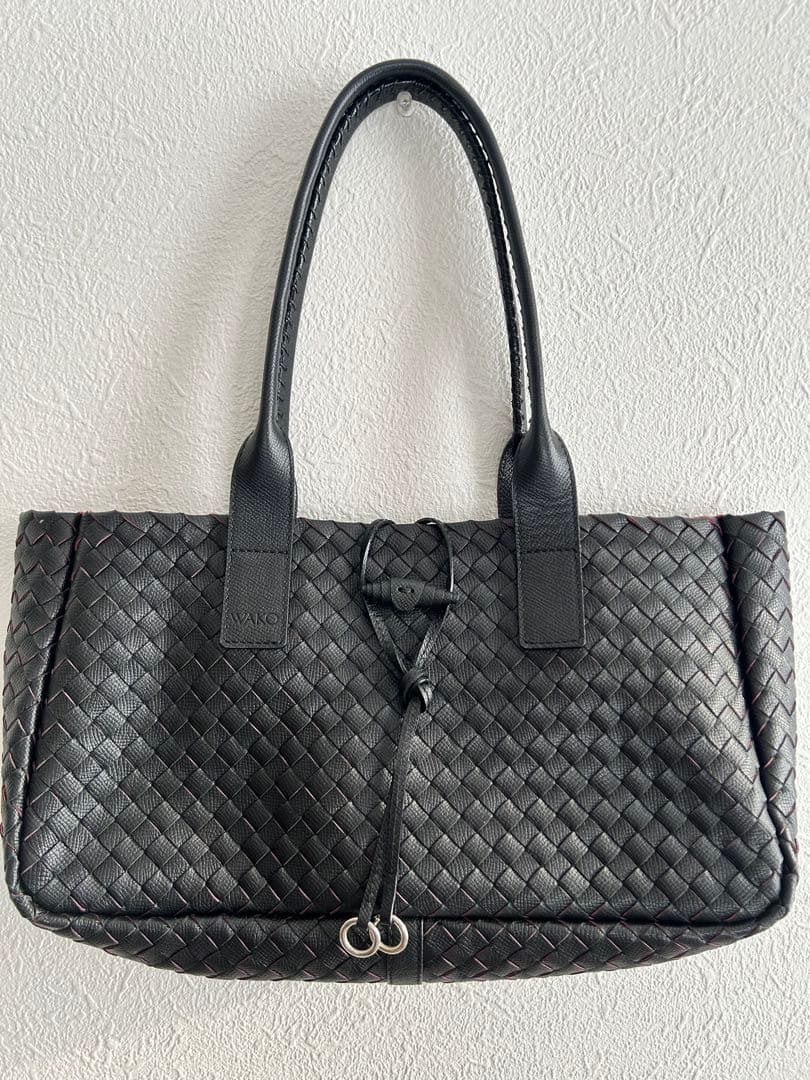 WAKO 編み込み ブラック ハンドバッグ