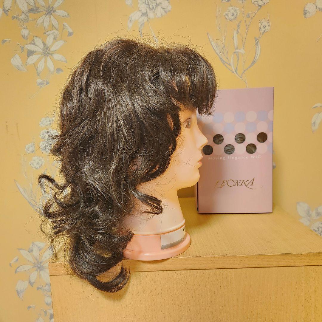 わんにゃん　レオンカ　ウィッグ　ミディアム　ロング　カール　エレガント