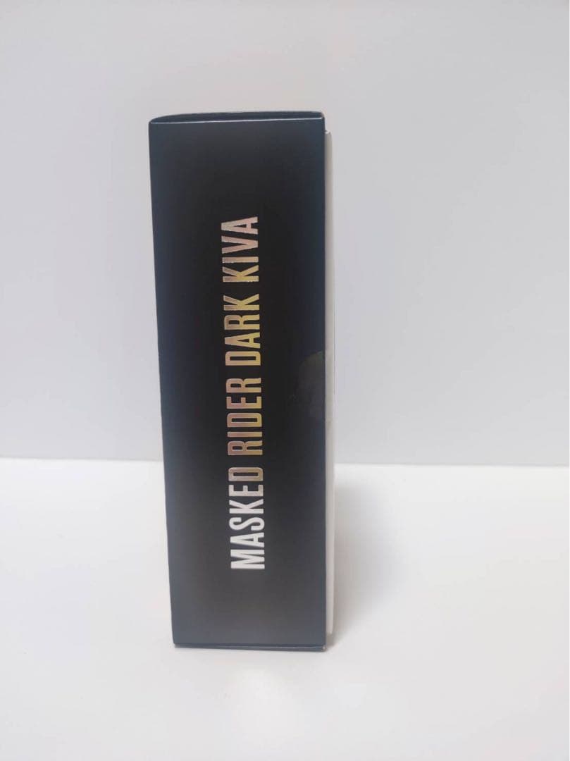 新品未開封　S.H.Figuarts 真骨彫製法 仮面ライダーダークキバ