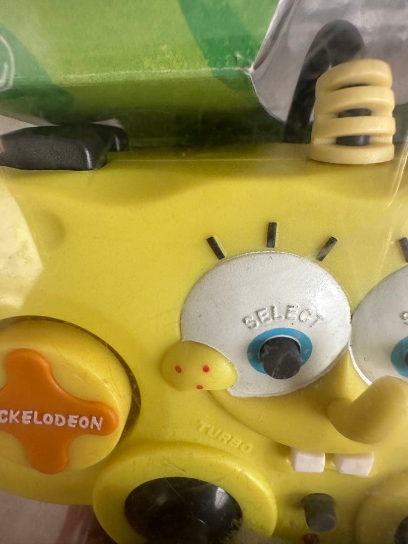 2003年スポンジボブ　ゲーム　コントローラー　ジャンク品ヴィンテージ USA