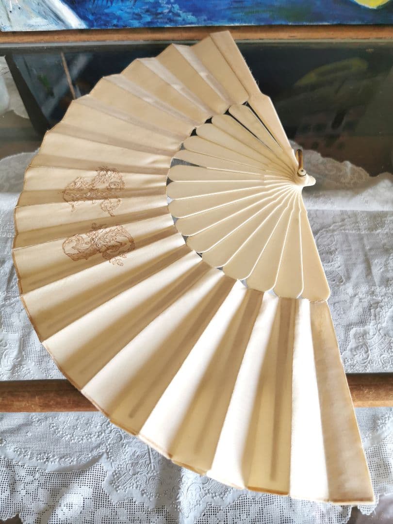 アンティークブルージュ ロザリンペルレ レースファン シルク 象牙色スティック