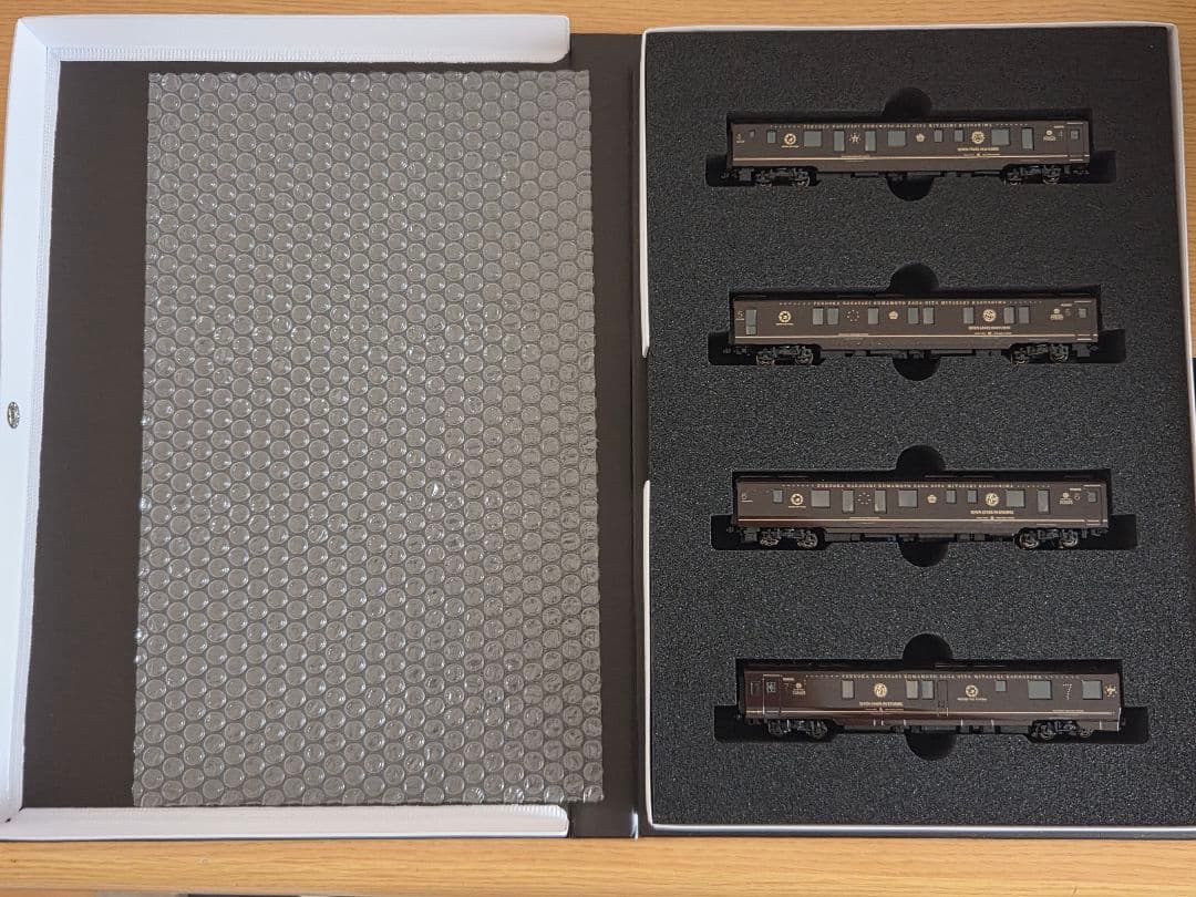 KATO 10-1519 クルーズトレイン「ななつ星 in 九州」豪華寝台列車③