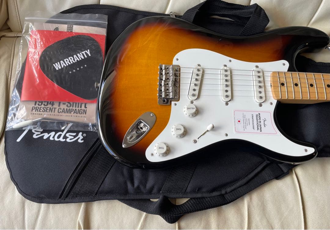 美品FENDER Traditional Ⅱ 50s 良杢ネック ストラト