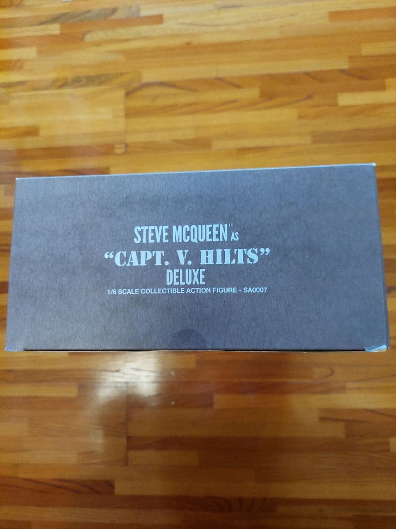 スターエーストイズ　スティーブ•マックイーン　大脱走デラックスフィギュア