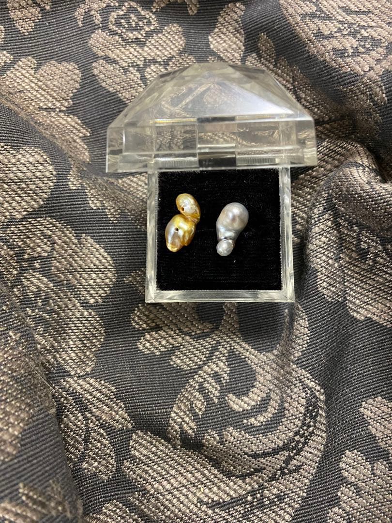 SALE❣️ 南洋真珠　白蝶貝ケシパールイヤリングまたはピアス加工付き