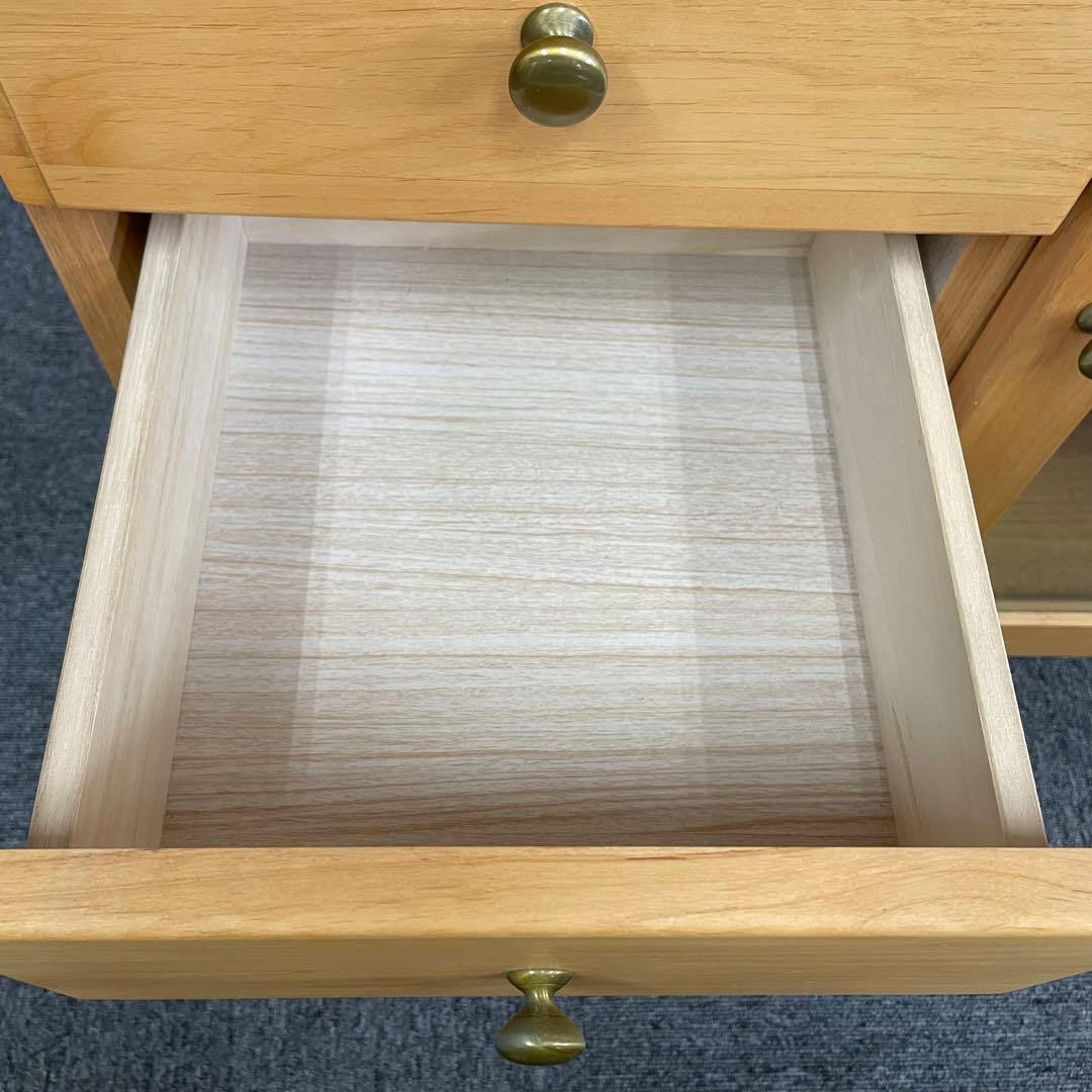 【美品】木製キャビネット ナチュラル 幅70cm サイドボード　北欧風　家具