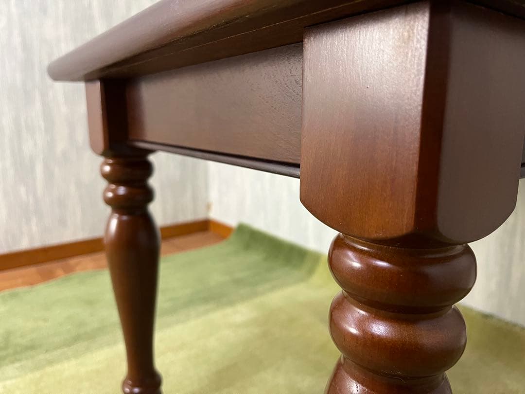 フランスベッド社製　ナイトテーブル