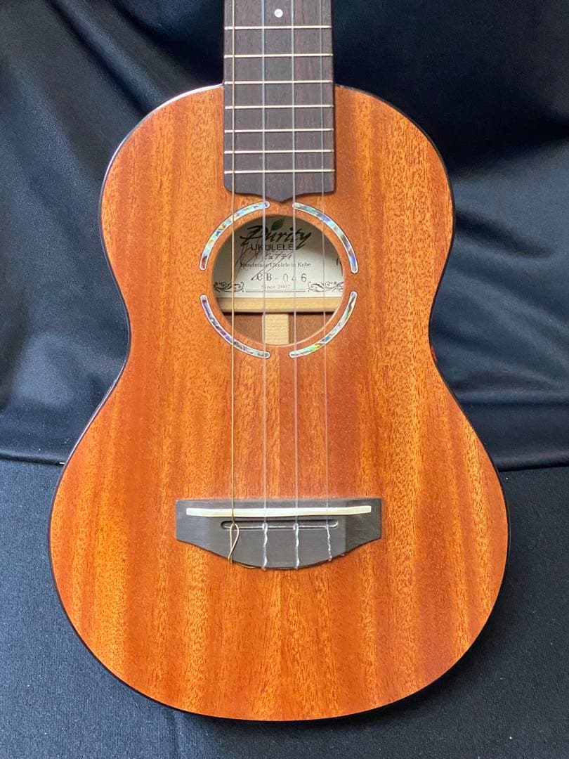 Purity  マホガニー ウクレレ コンサート  ピュアティ