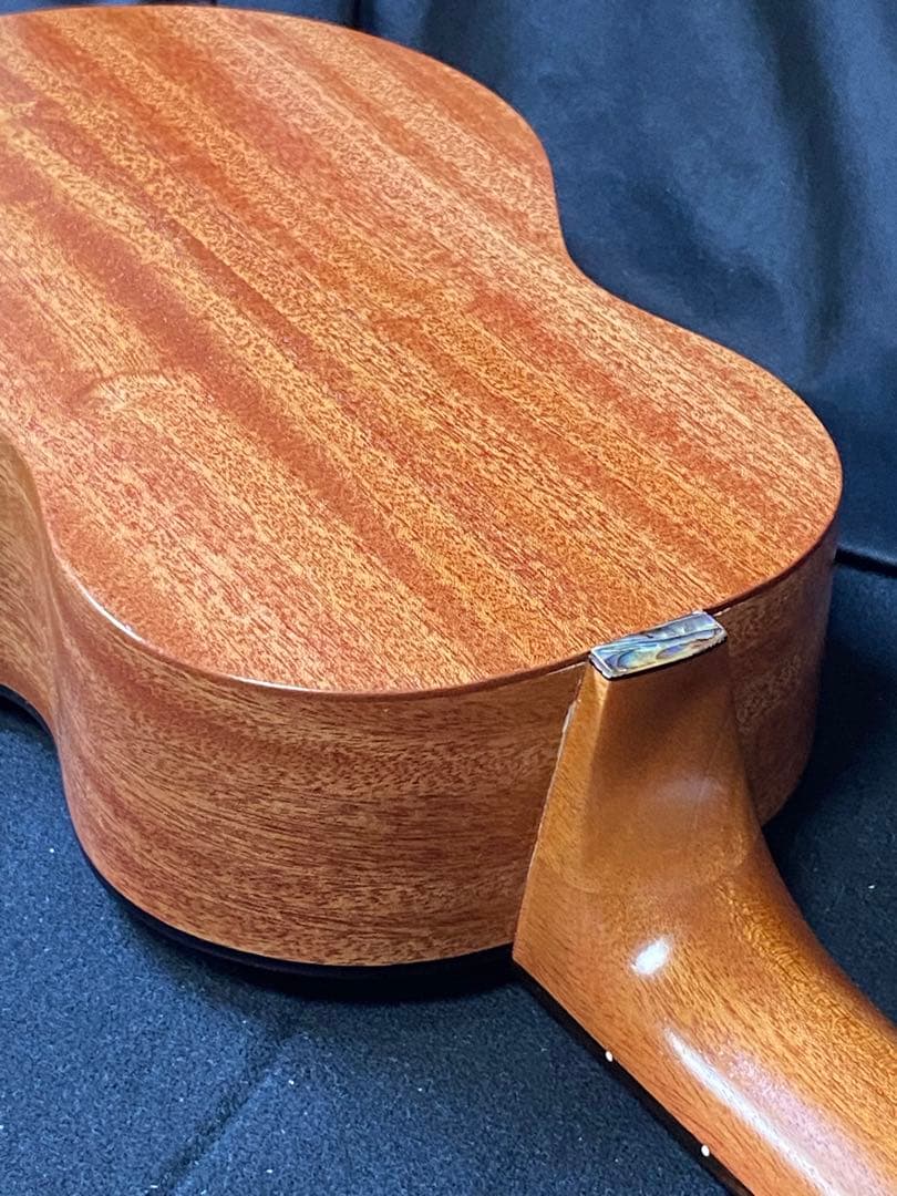 Purity  マホガニー ウクレレ コンサート  ピュアティ