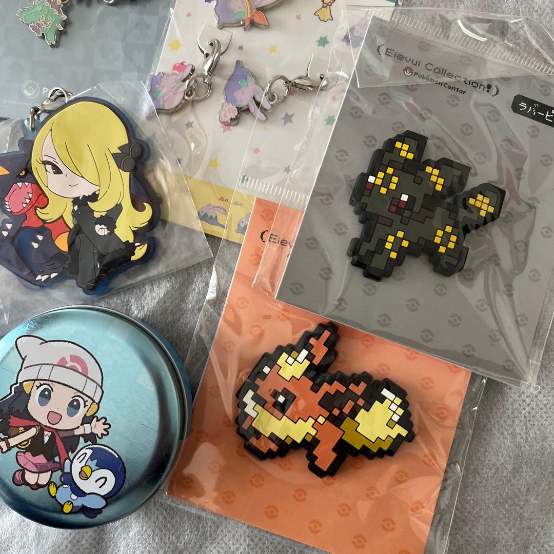 ポケットモンスターのグッズまとめて35点 メタルチャーム ラバーチャーム