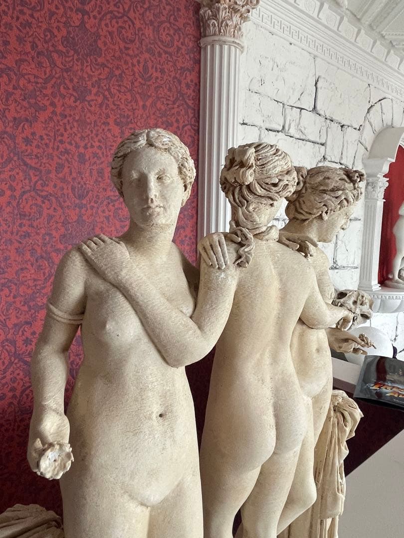 三美神　彫刻。西暦2世紀。高さ47 cm , レプリカ, ローマ神話 ローマ文化