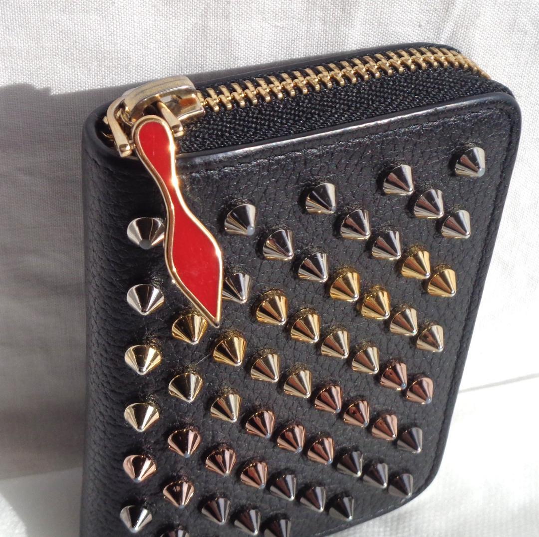 Christian Louboutin スパイク パネトーネ ケース 財布