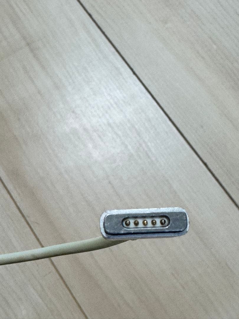 中古 MacBook Air 11インチ (Early 2015)