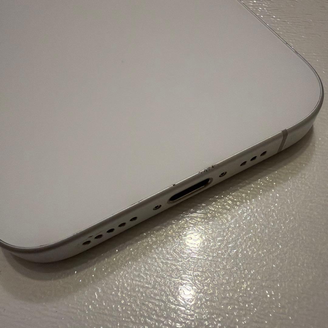 即日発送！Apple iPhone 16 ホワイト 本体　SIMフリー