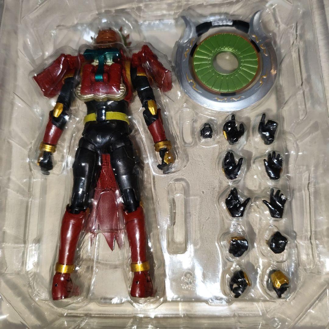 仮面ライダー 龍玄黄泉　shフィギュアーツ（ 交換用手首付き）