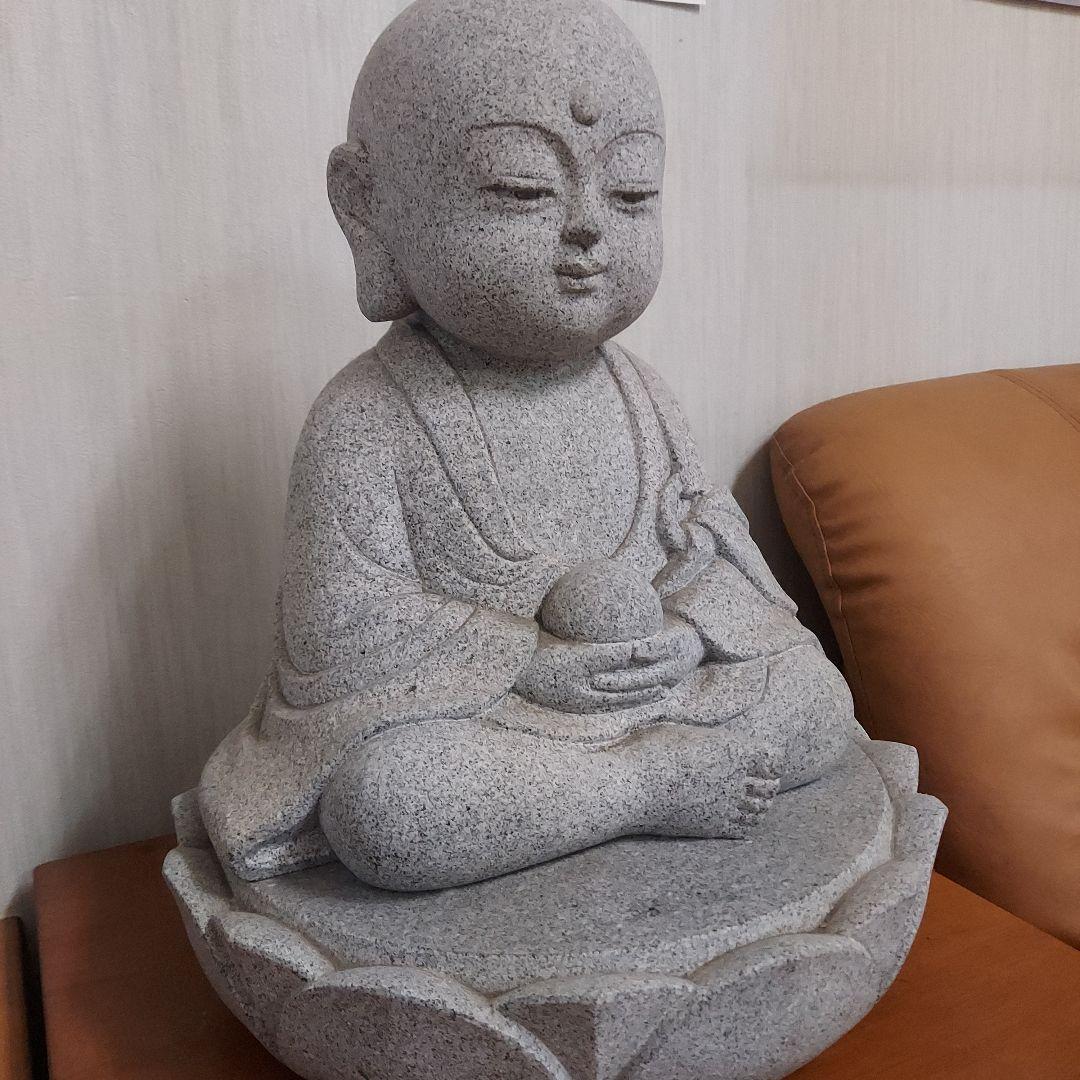 花崗岩製 仏像 蓮の台座付き 約30cm石匠 小林道明作品