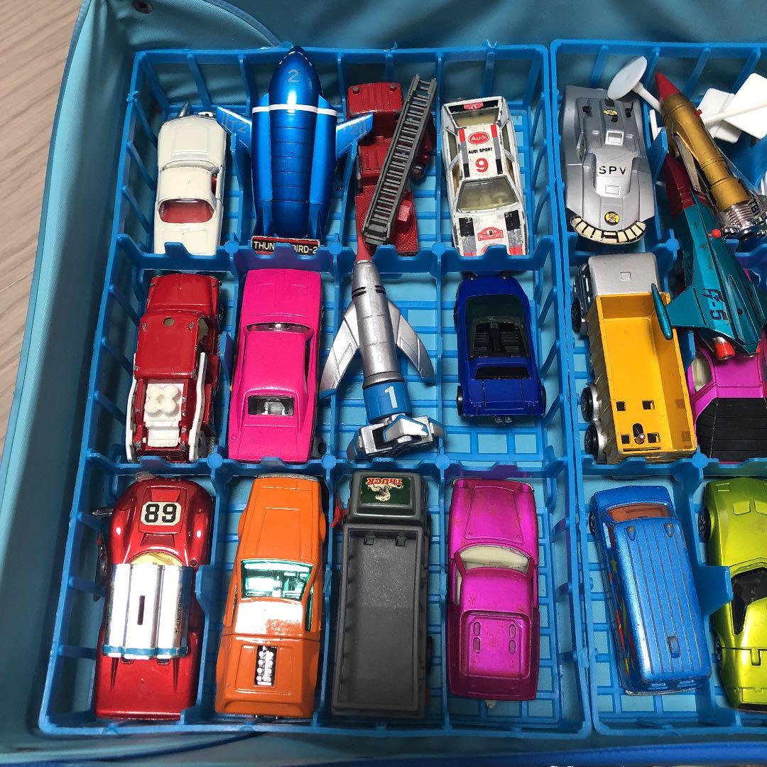 トミカ まとめ売り　希少　ミニカー　大量　ケースごと可　コレクション