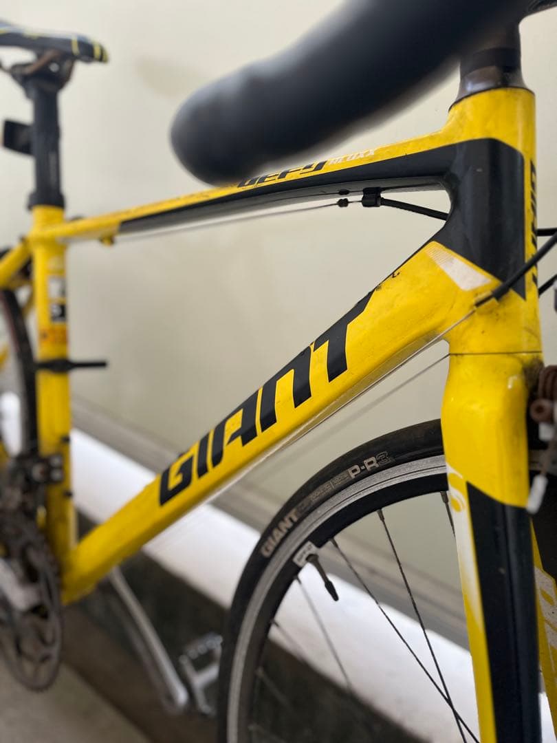 GIANT DEFY 4 Claris 2015年モデル　Sサイズ