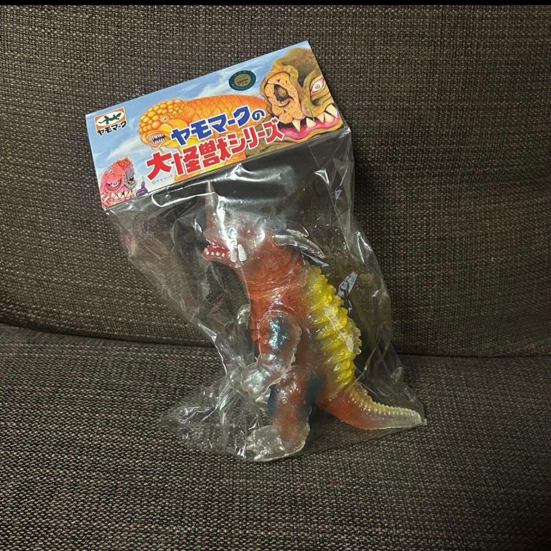 ブルマァク：改造パンドン、ヤモマーク：ネロンガ／ソフビ2点セット