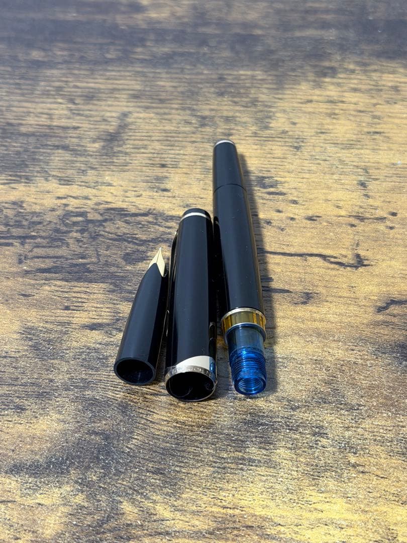 未使用に近い　1960年代　モンブラン　14 万年筆 18金　ゴールド　細字