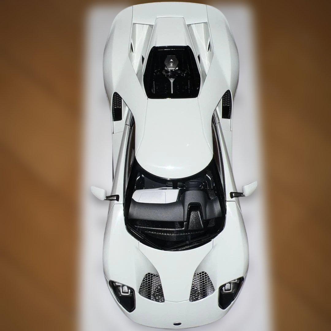 ハッピー様用 AUTOart 1/18 Ford GT ホワイト　オートアート