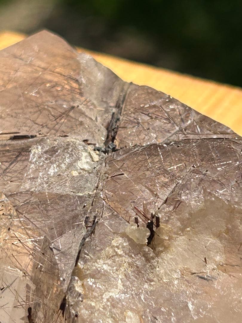 ブラウンルチル原石カテドラルAAAAAレインボー入 希少価値‼️大特価SALE