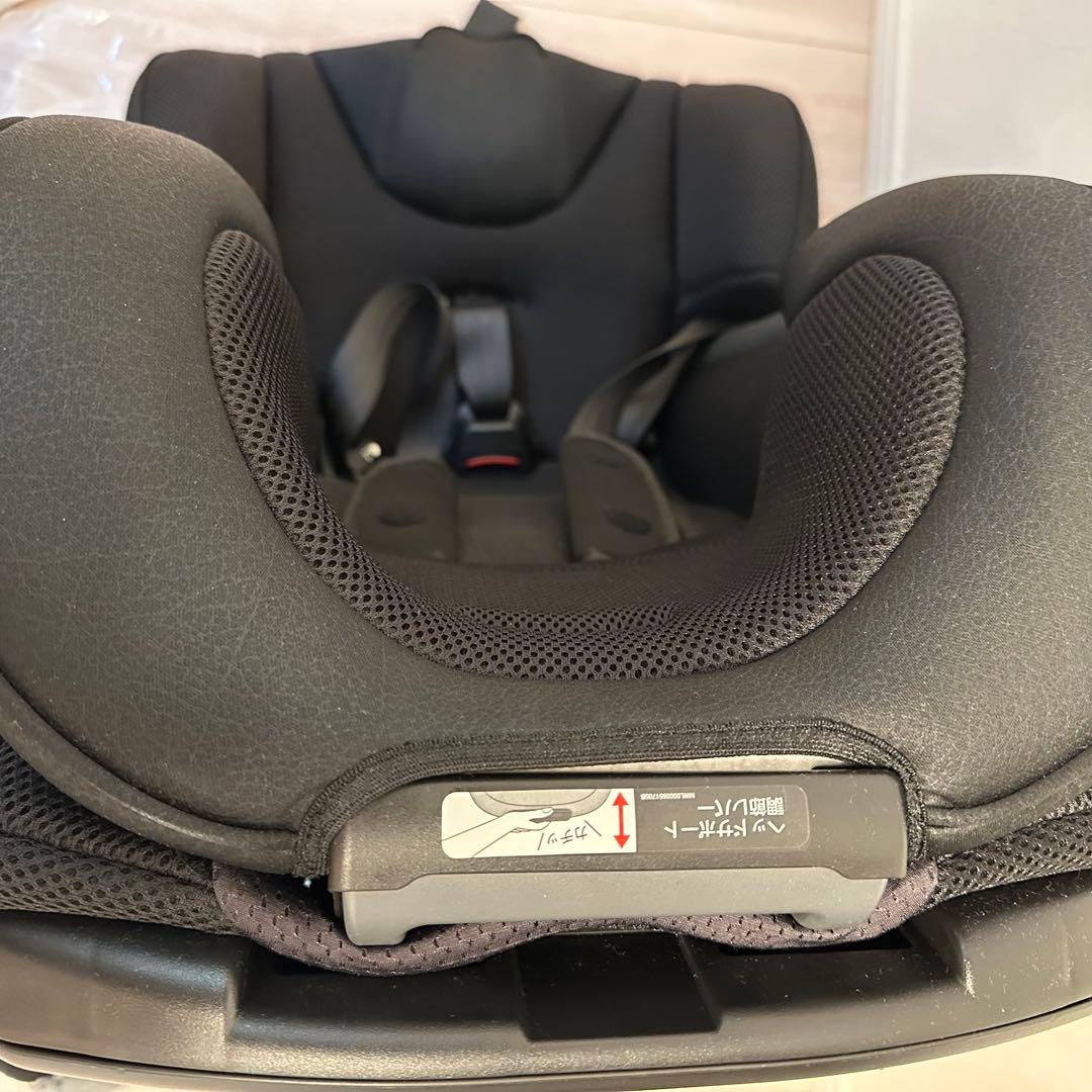 ★美品 Aprica フォームフィット ISOFIX セーフティープラス 黒★