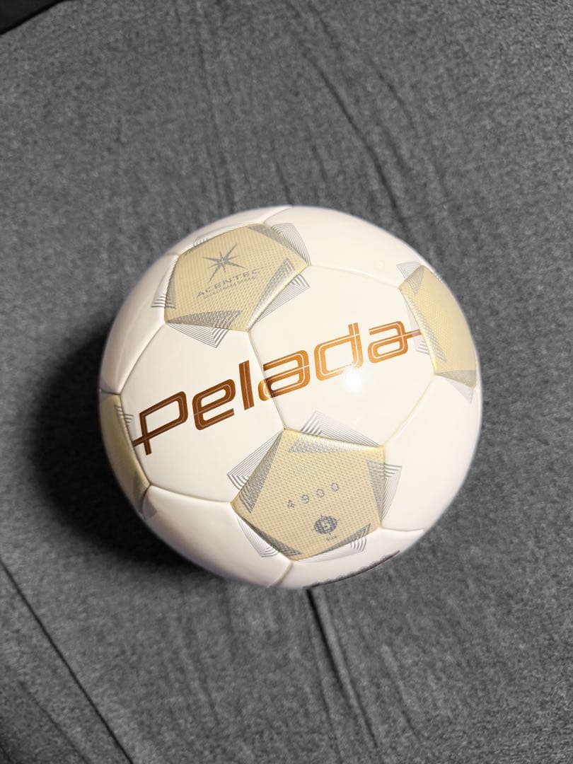 【新品限定品】Pelada 4900 サッカーボール5号