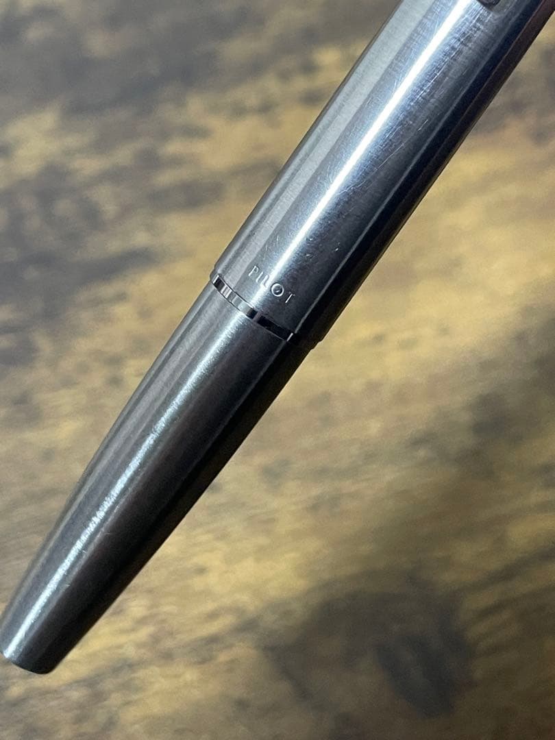 試筆のみ　1972年製　ペン先軸一体型　中細字　ミュー　万年筆　備品付き