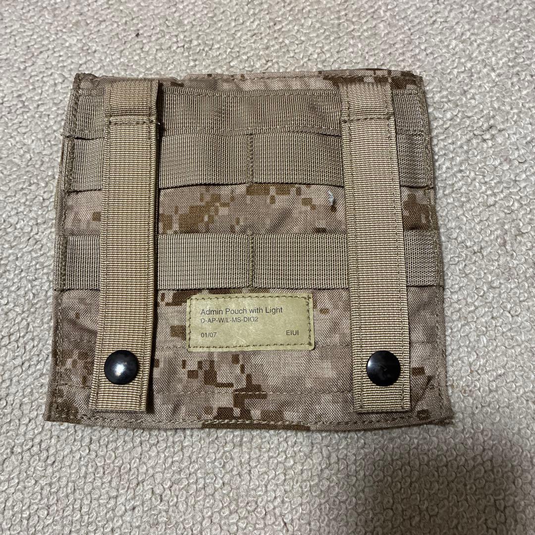 個人装備 eagle AOR1 Admin Pouch with Light DIG2