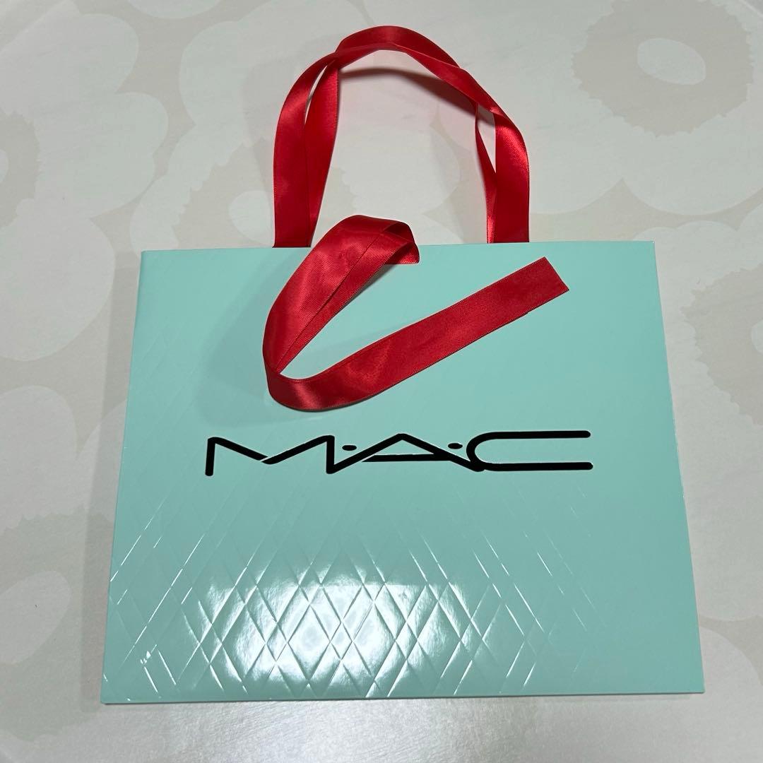 MAC オブ オール トレード ブラシ キット 2025ホリデー★ノベルティ付