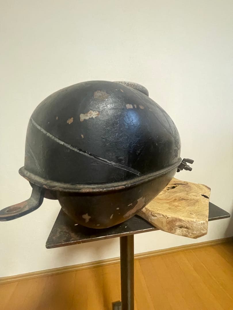 汎用.流線型　ナロータンク　ピーナッツタンク　リブ　付き