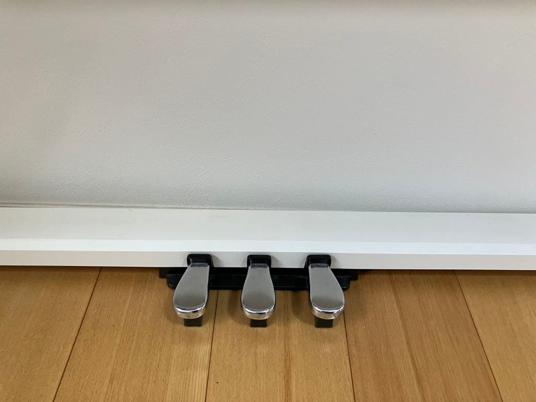 ホワイト電子ピアノ　CASIO Privia PX-770 値下げ中！