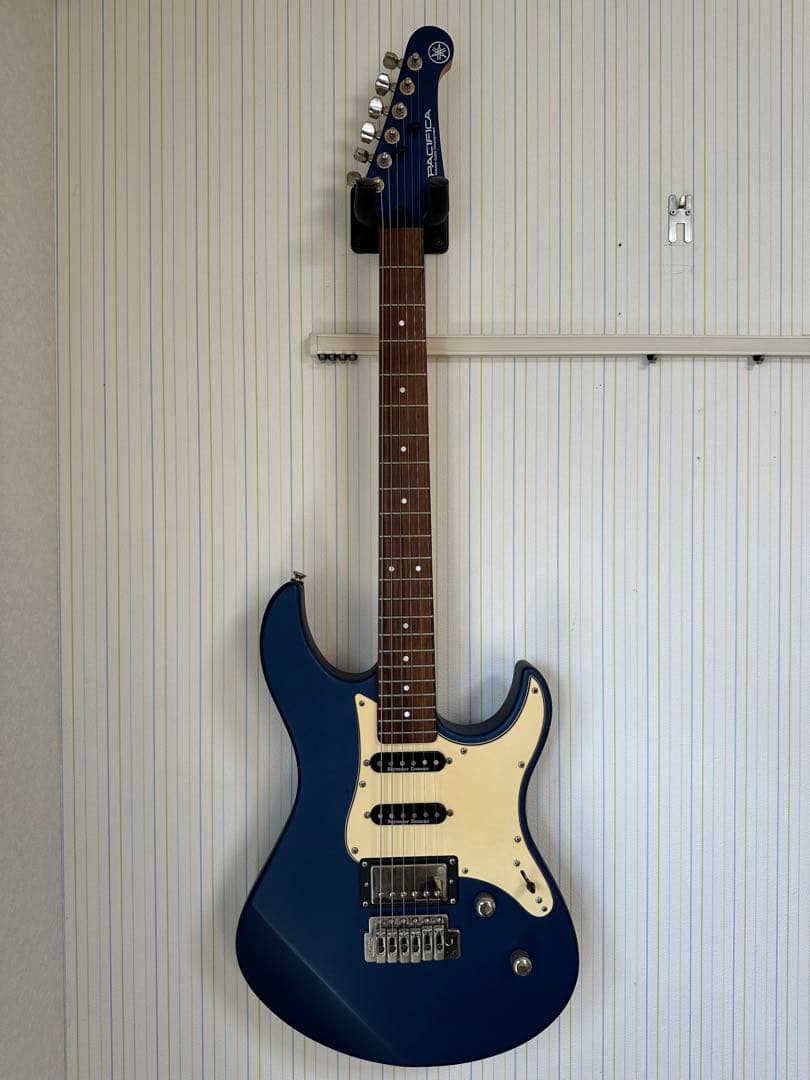 ヤマハ　パシフィカ　YAMAHA PAC612VIIX MSB