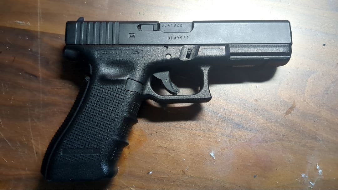 東京マルイ　glock17 gen4