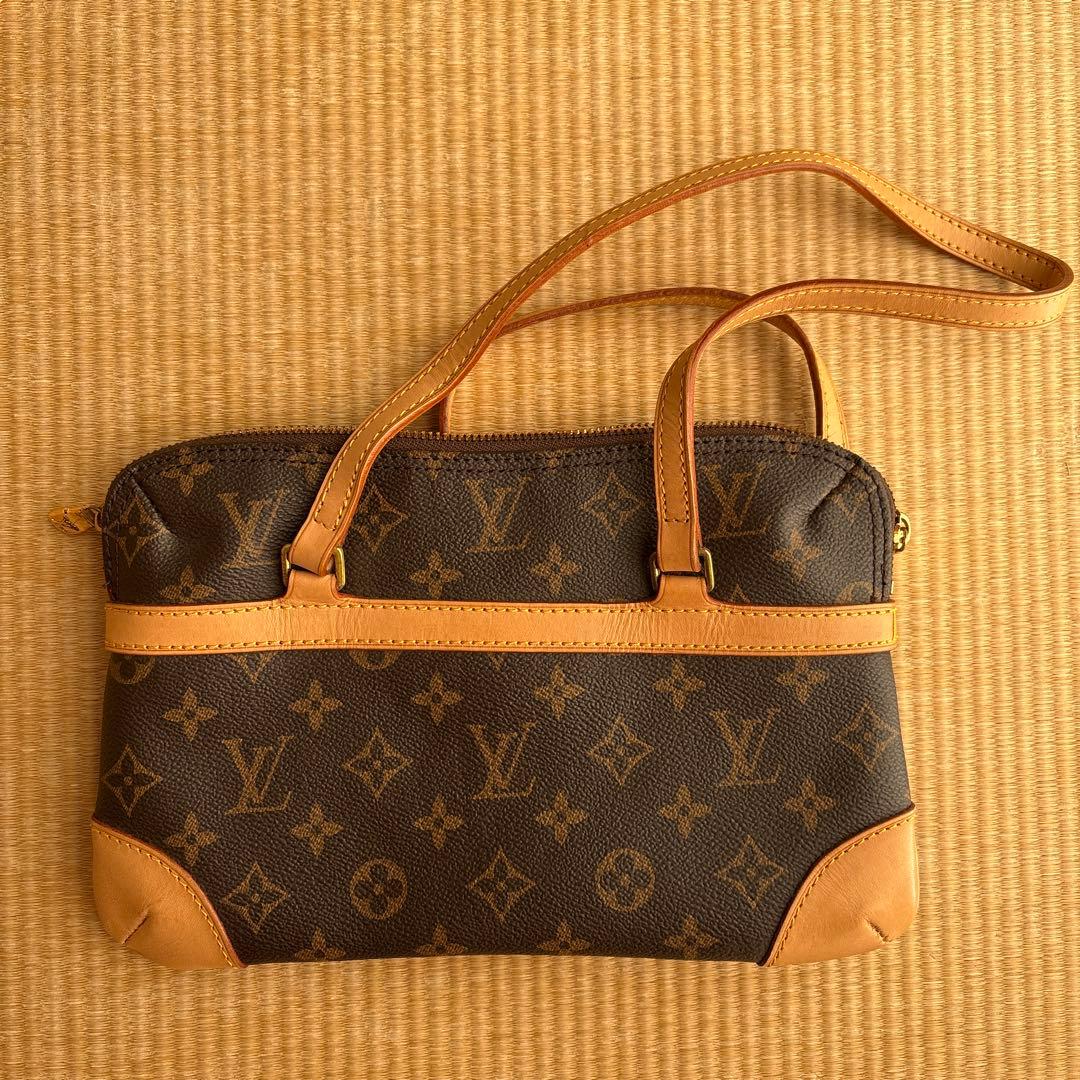 Louis Vuitton モノグラムバッグ