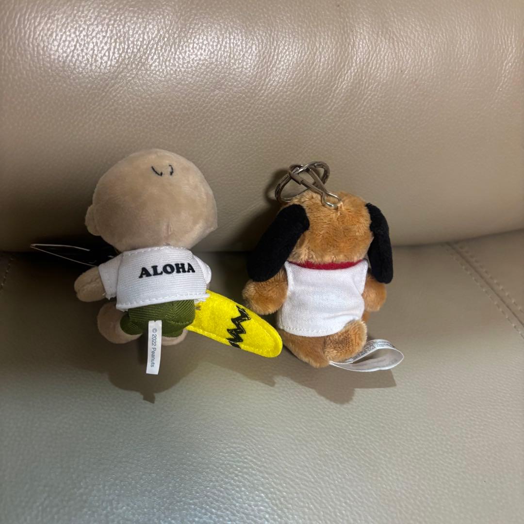 スヌーピーズサーフショップ　ハワイ　スヌーピー チャーリーブラウン　キーホルダー