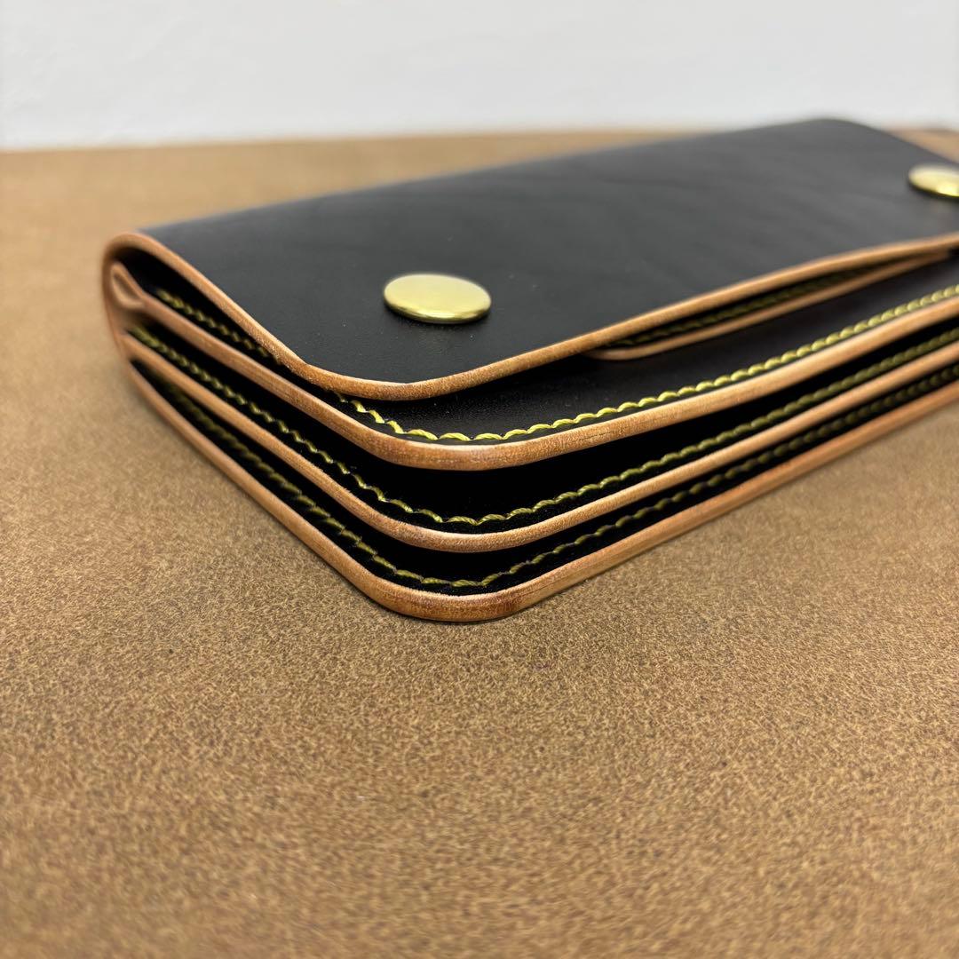 【セブンスター】ホースハイド　トラッカーウォレット　黒　茶心　3層